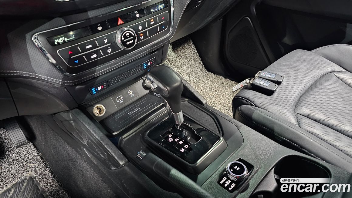 KG_Mobility_Ssangyong Rexton 2021