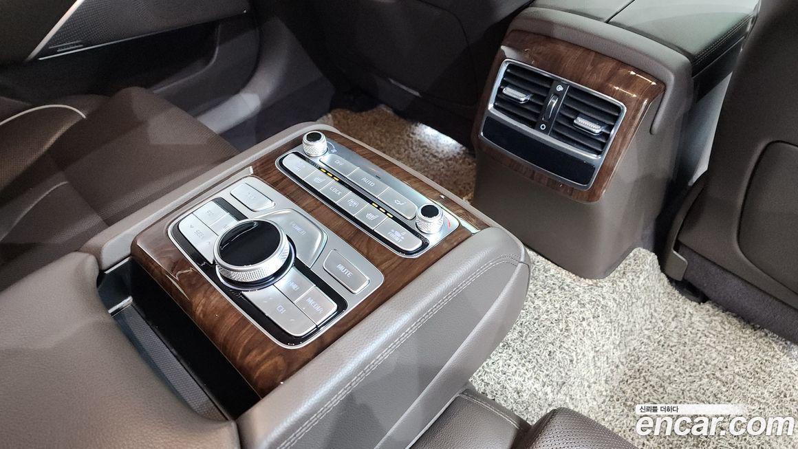 Kia K9 2019