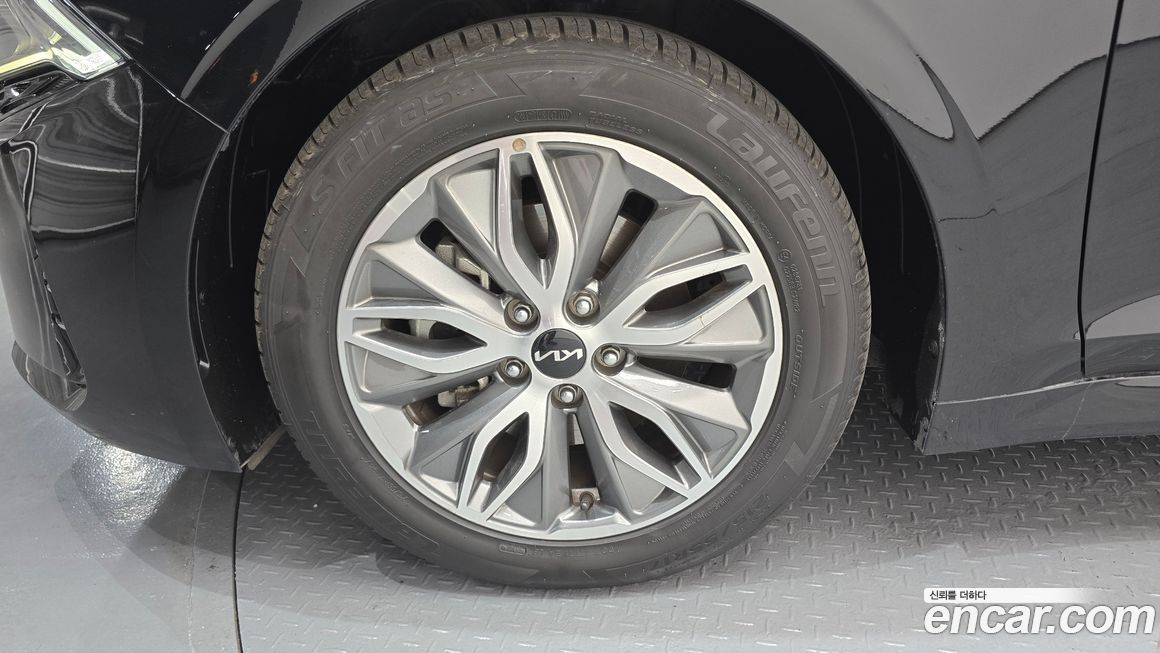 Kia K5 2023