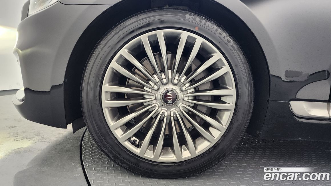 Kia K9 2019