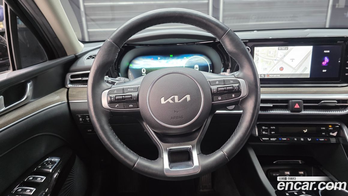 Kia K5 2023