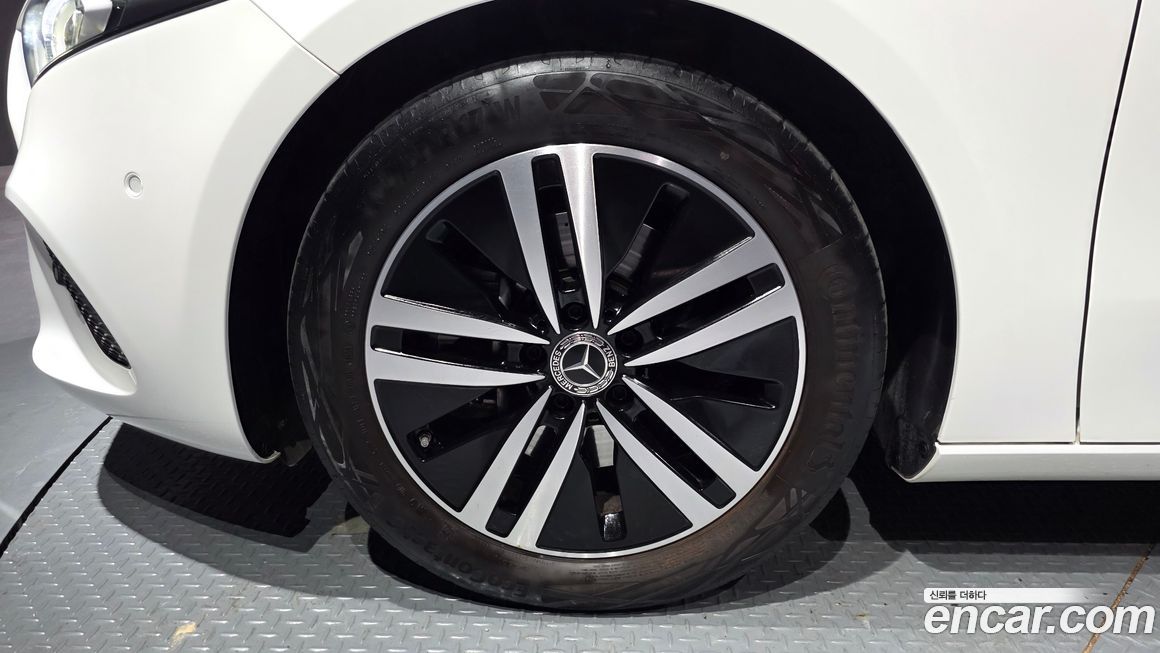 Mercedes-Benz A-Class 2021