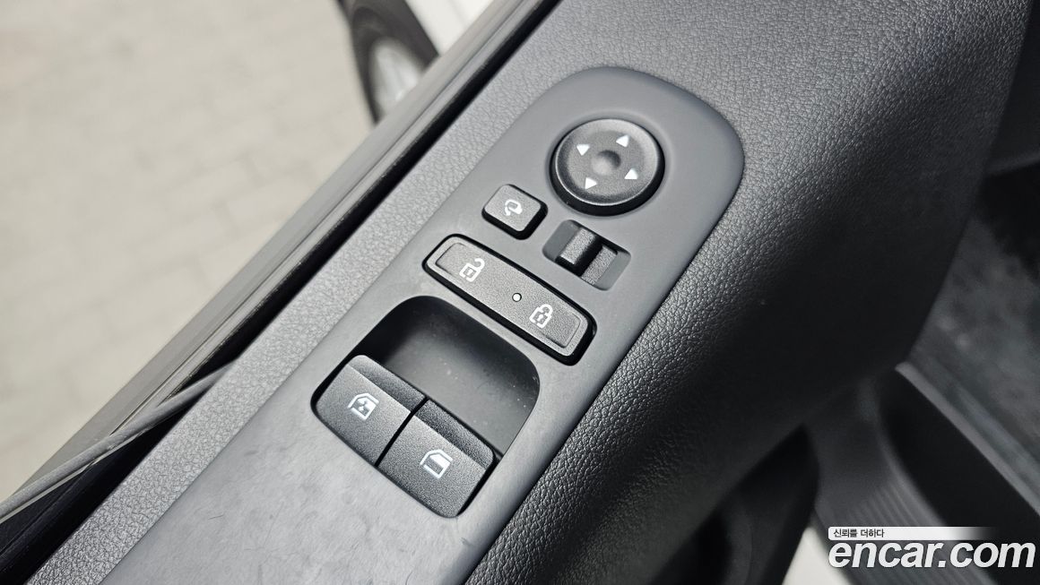 Hyundai Staria 2022