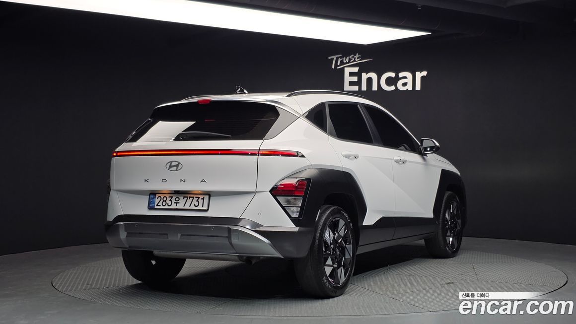 Hyundai Kona 2025