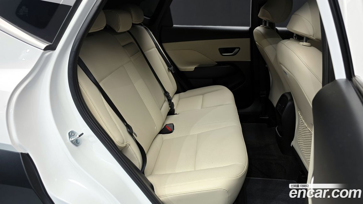 Hyundai Kona 2025