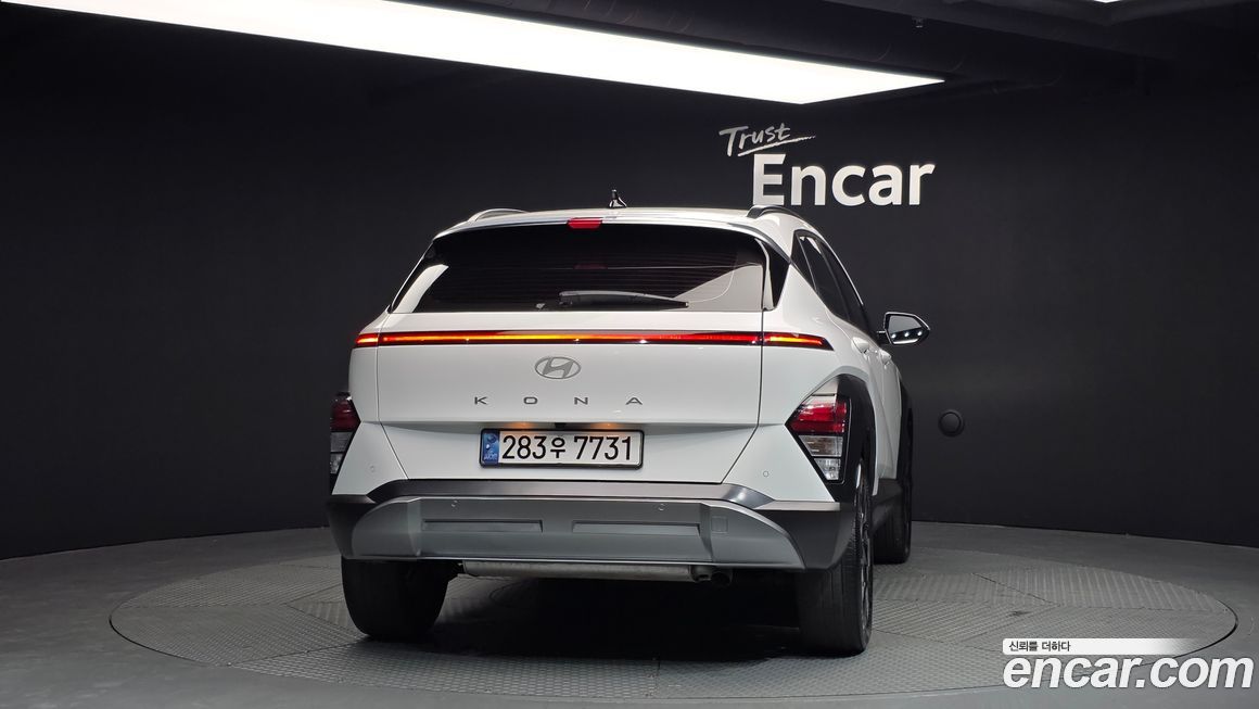 Hyundai Kona 2025