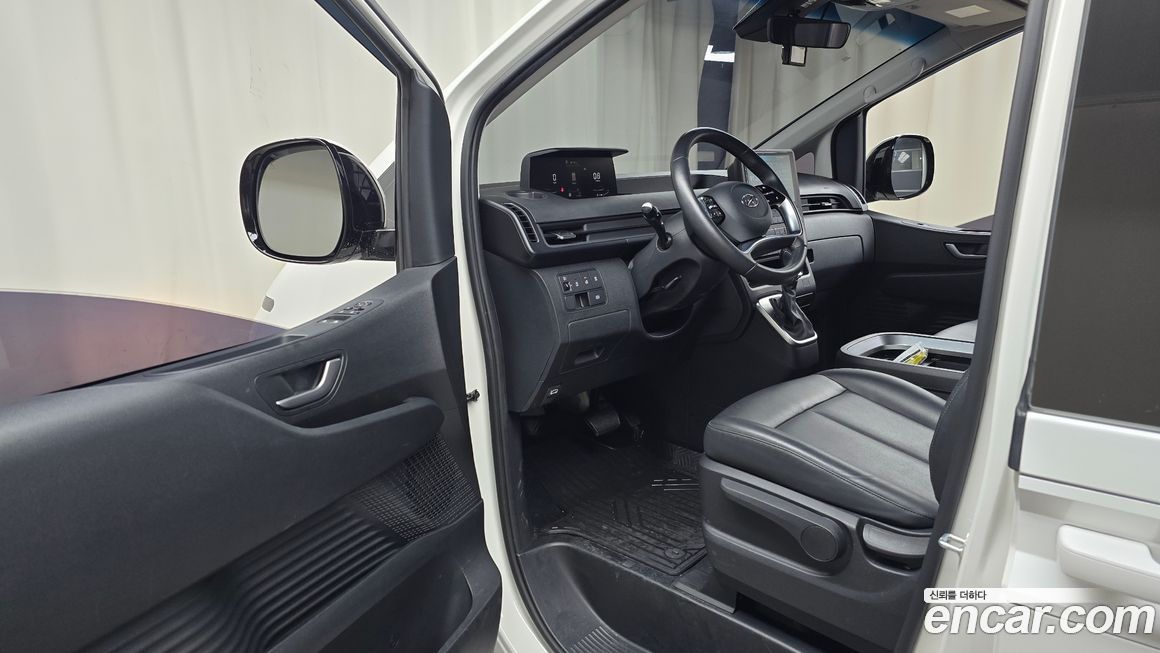 Hyundai Staria 2022