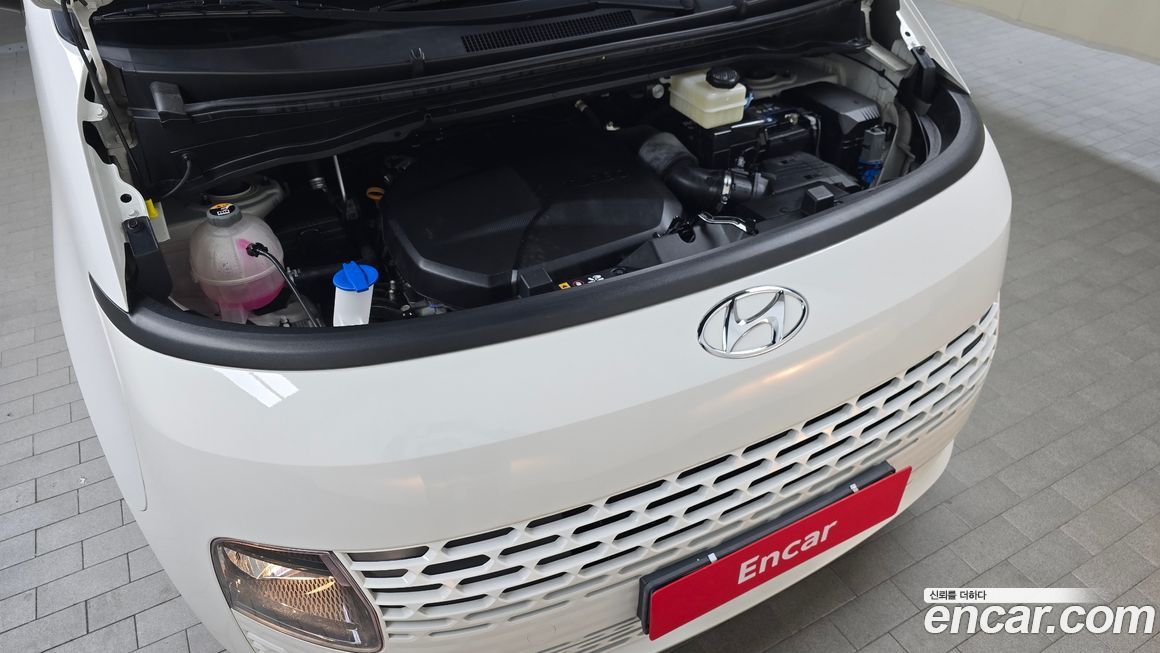 Hyundai Staria 2022