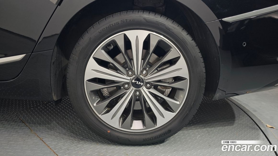 Kia K8 2023