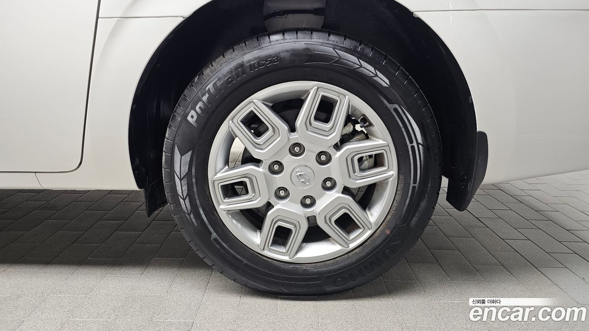 Hyundai Staria 2022