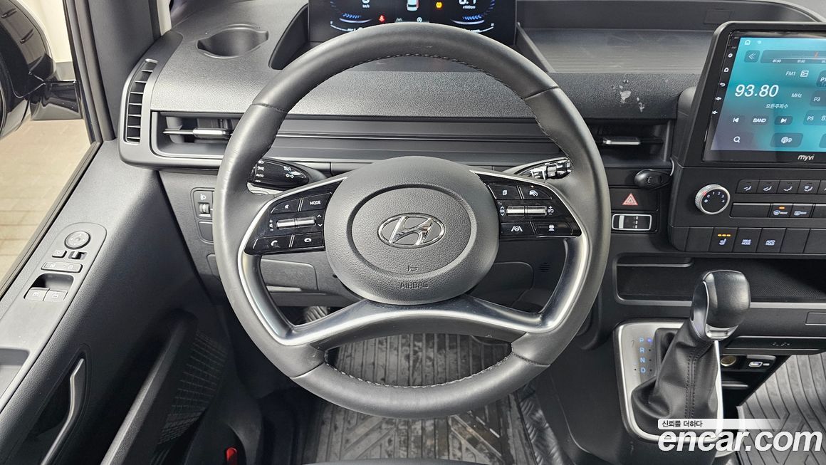 Hyundai Staria 2022