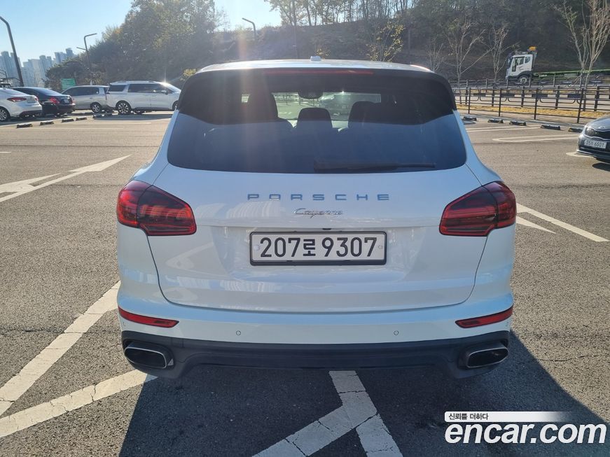 Porsche Cayenne 2016