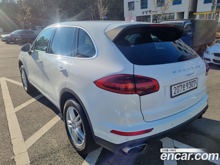 Porsche Cayenne 2016