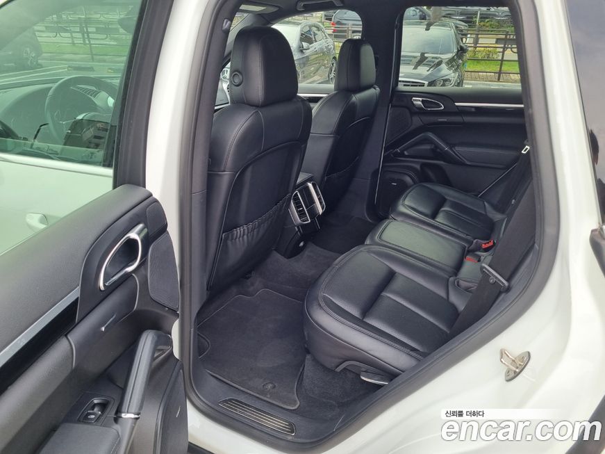 Porsche Cayenne 2016