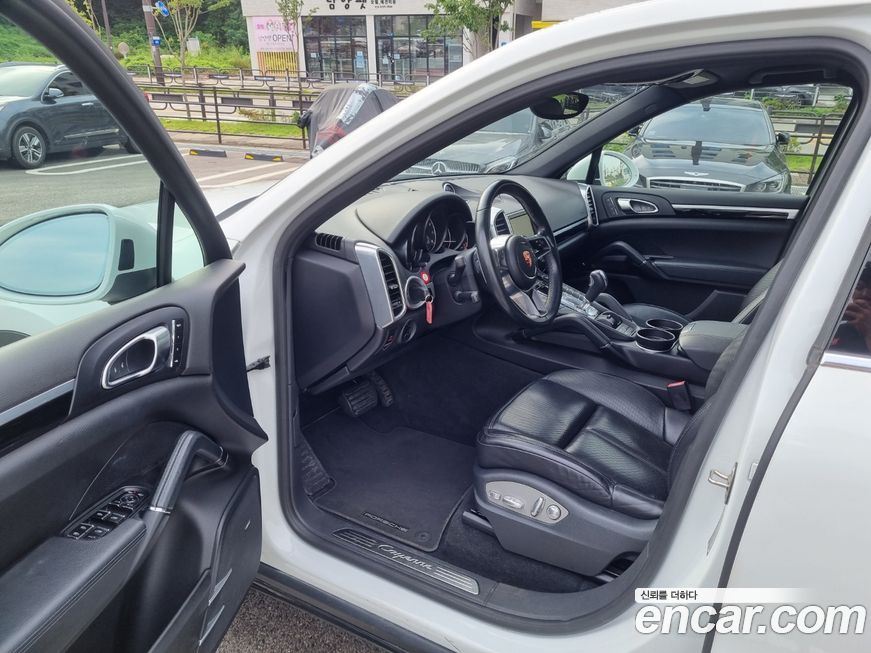 Porsche Cayenne 2016