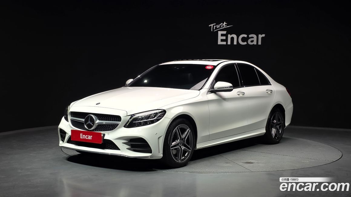 Mercedes-Benz C-Class 2021