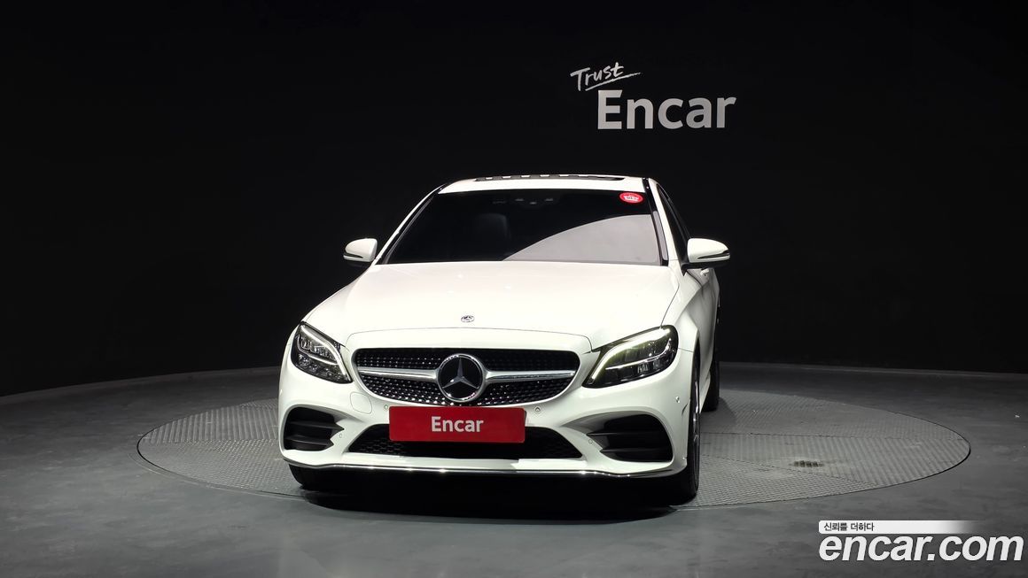 Mercedes-Benz C-Class 2021