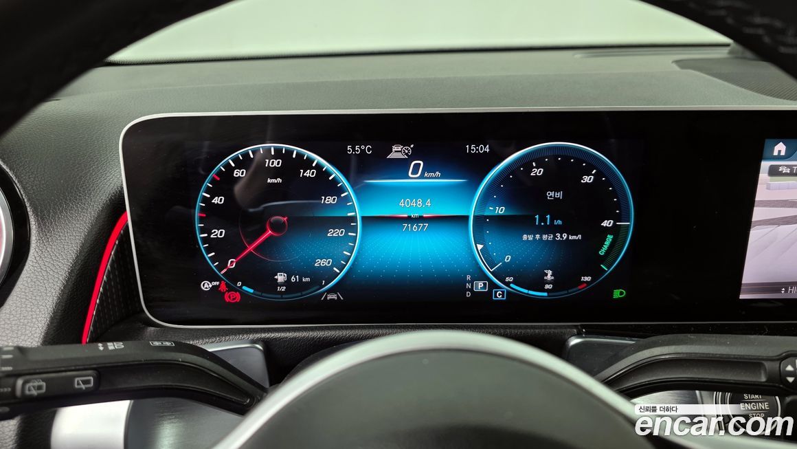 Mercedes-Benz GLB-Class 2020