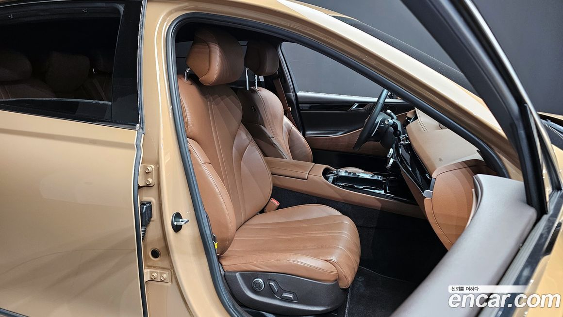 Genesis G80 2021