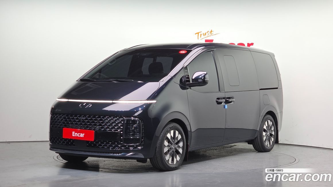 Hyundai Staria 2024