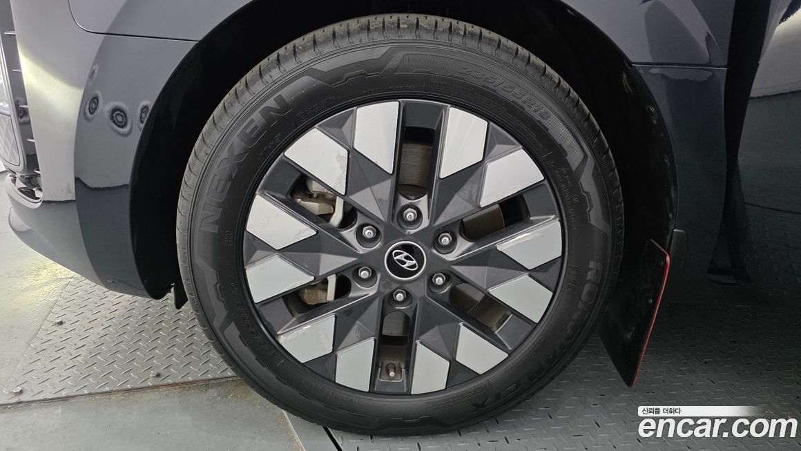 Hyundai Staria 2024