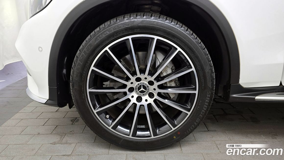 Mercedes-Benz GLC-Class 2019