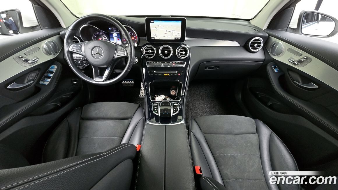 Mercedes-Benz GLC-Class 2019