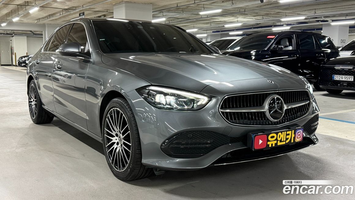 Mercedes-Benz C-Class 2023