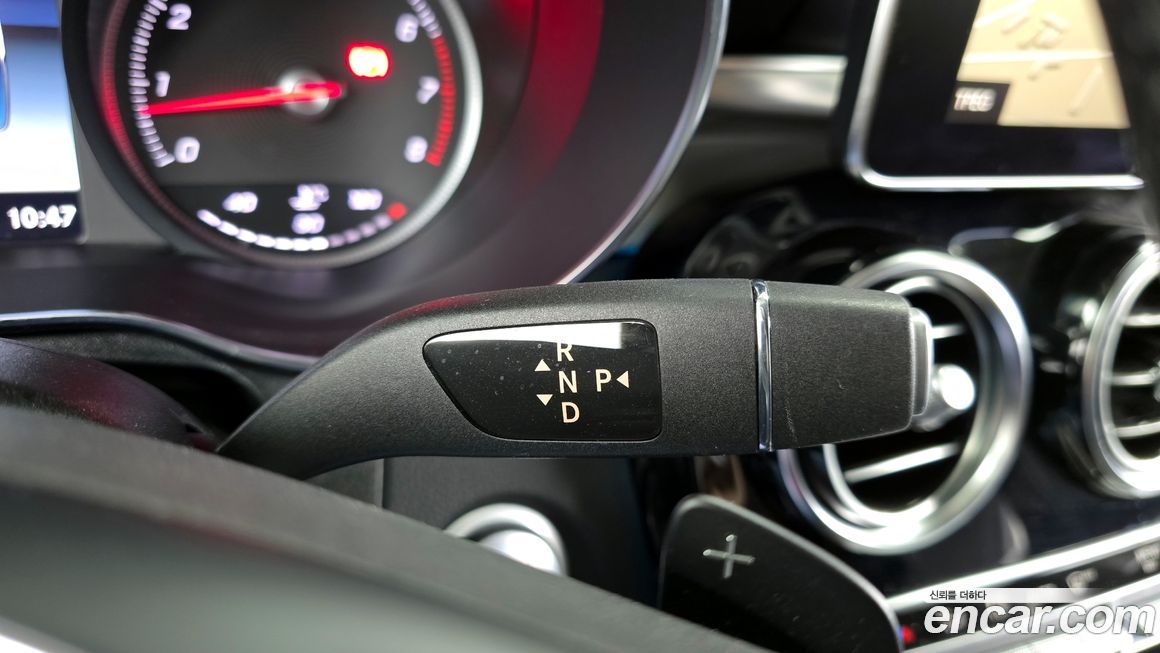 Mercedes-Benz GLC-Class 2019