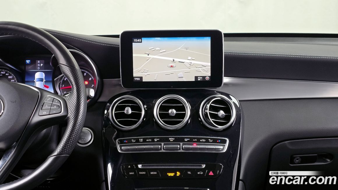 Mercedes-Benz GLC-Class 2019