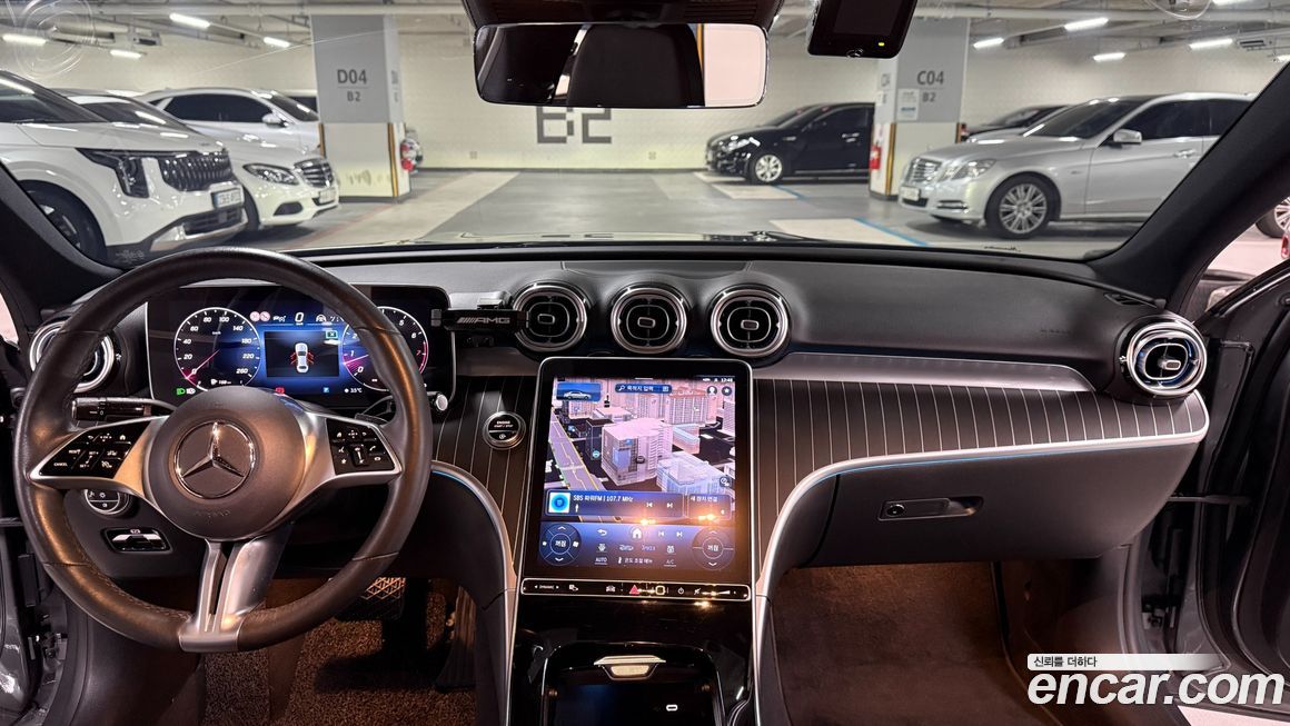 Mercedes-Benz C-Class 2023