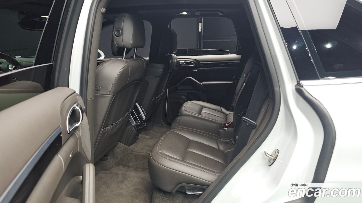 Porsche Cayenne 2016