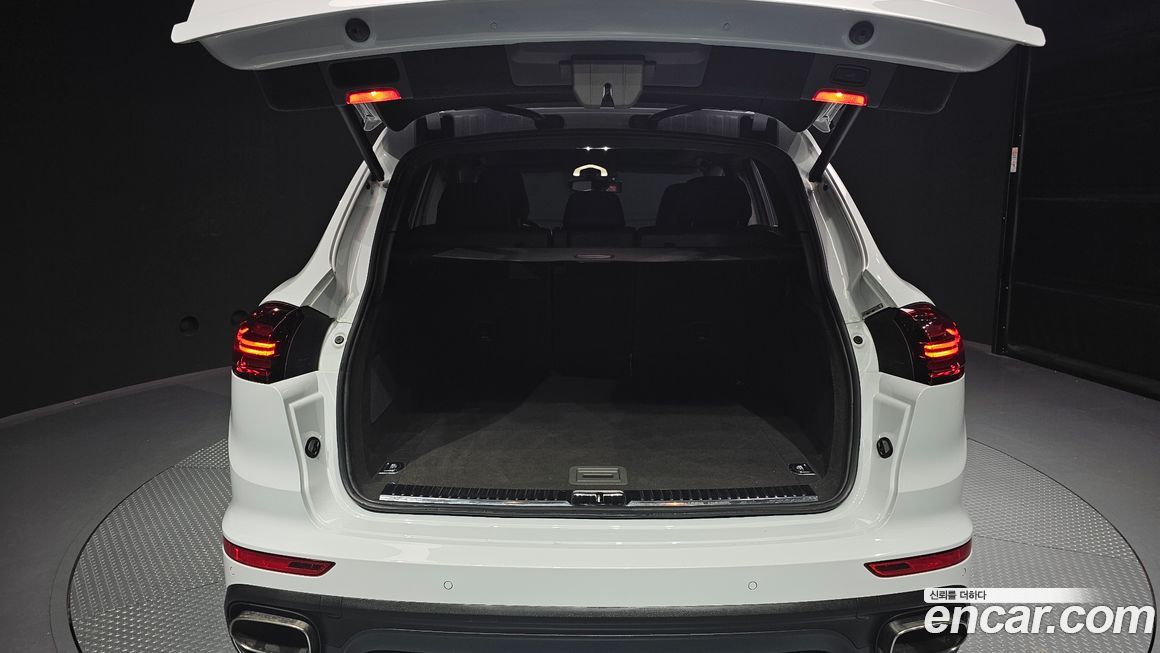 Porsche Cayenne 2016