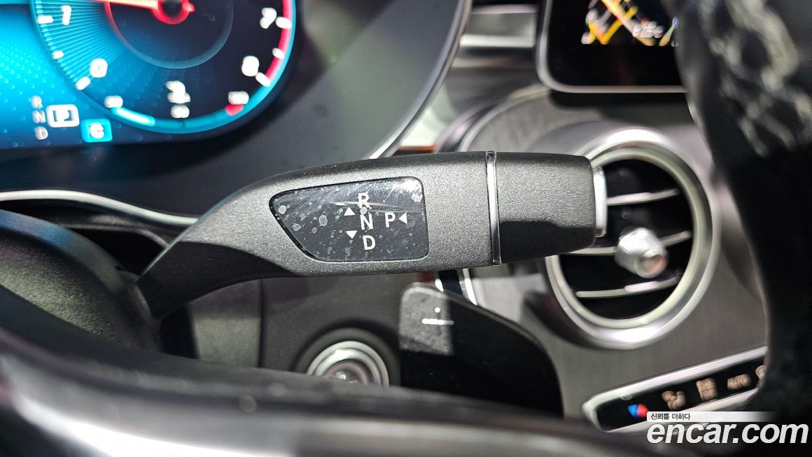 Mercedes-Benz GLC-Class 2020