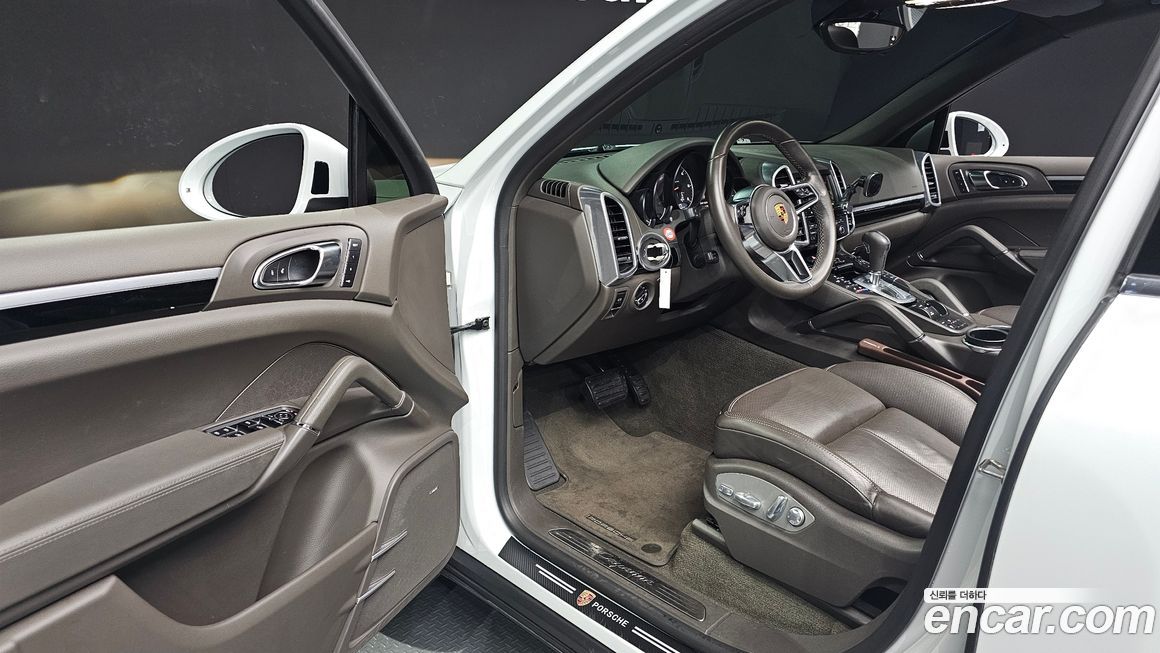 Porsche Cayenne 2016