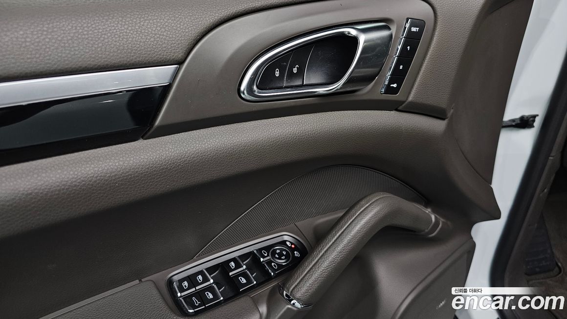 Porsche Cayenne 2016