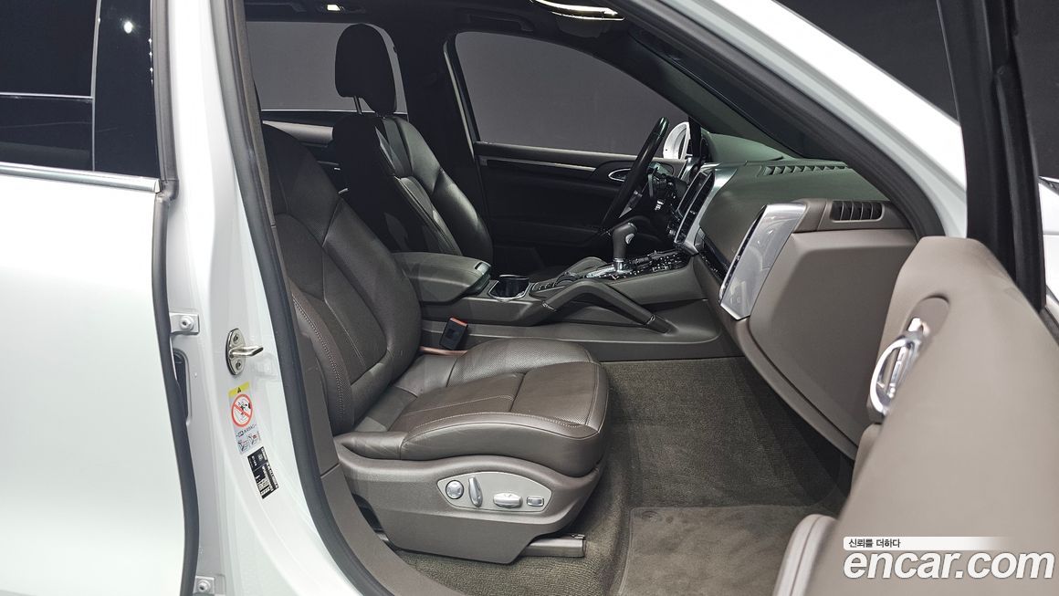 Porsche Cayenne 2016