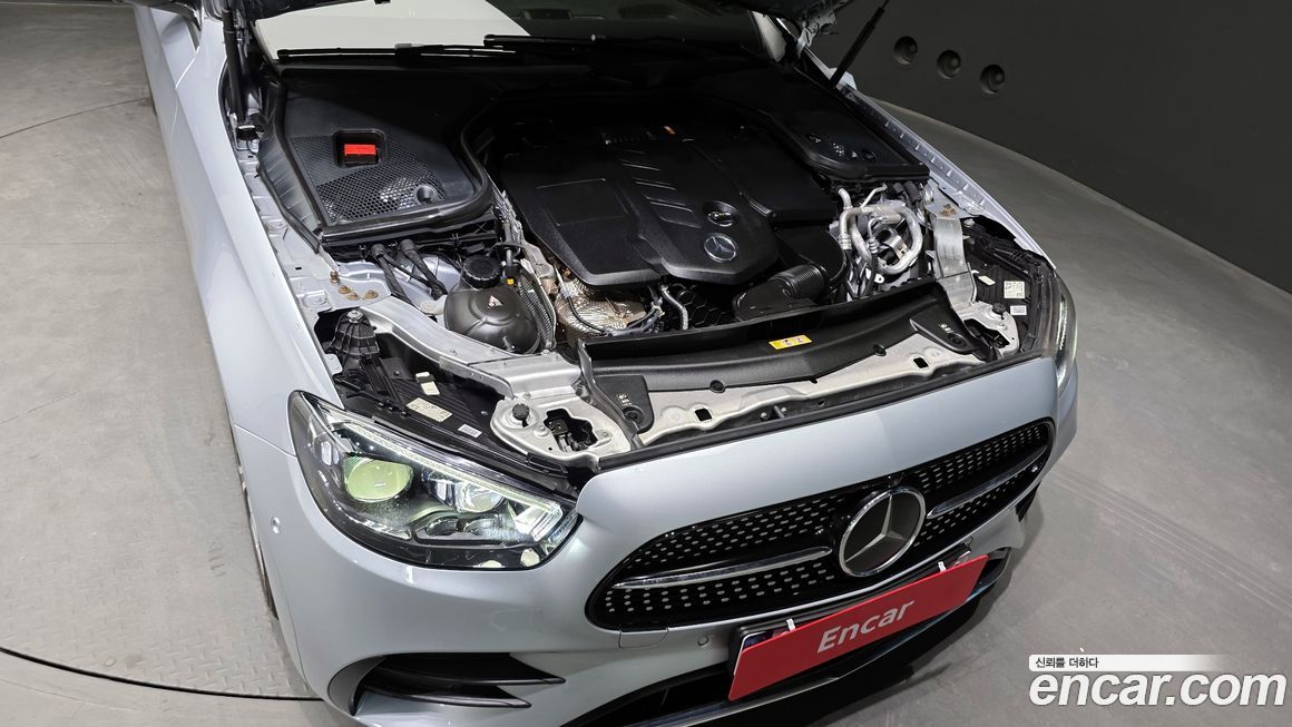 Mercedes-Benz E-Class 2021