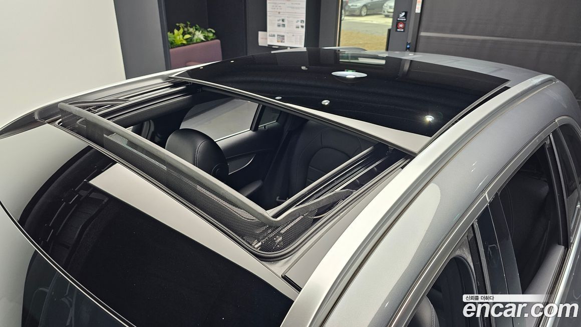 Mercedes-Benz GLC-Class 2020