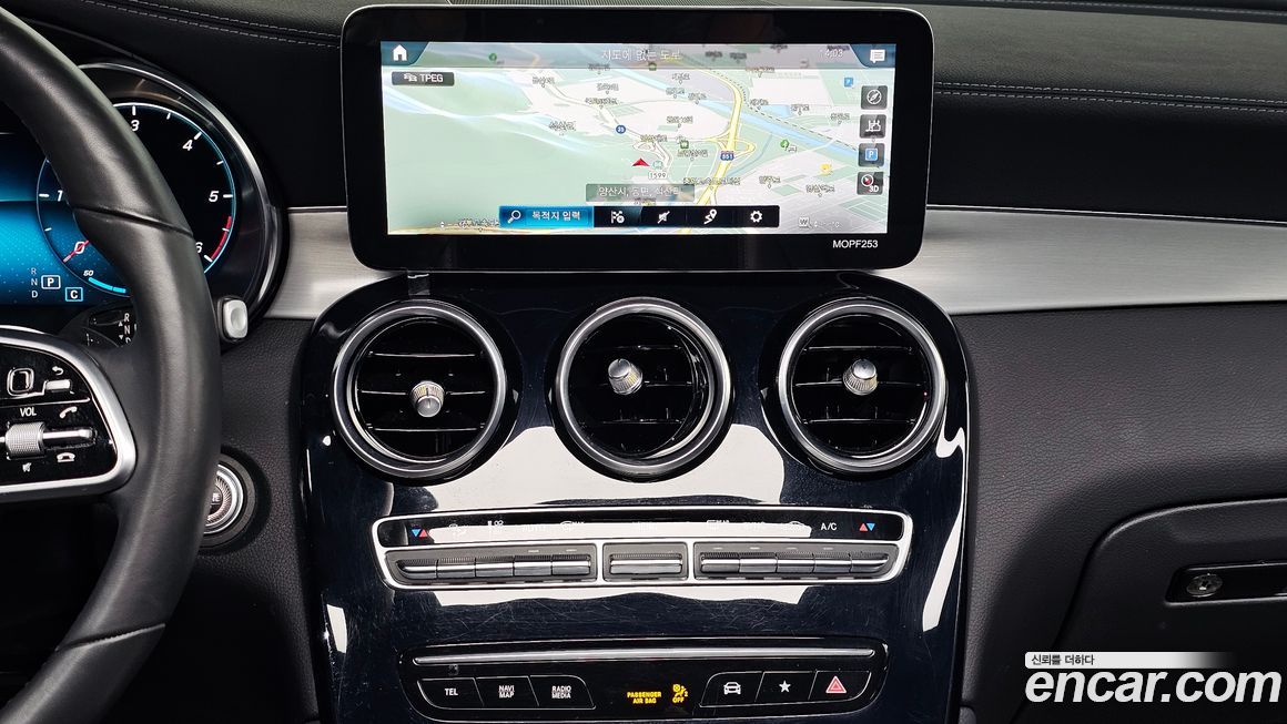 Mercedes-Benz GLC-Class 2020