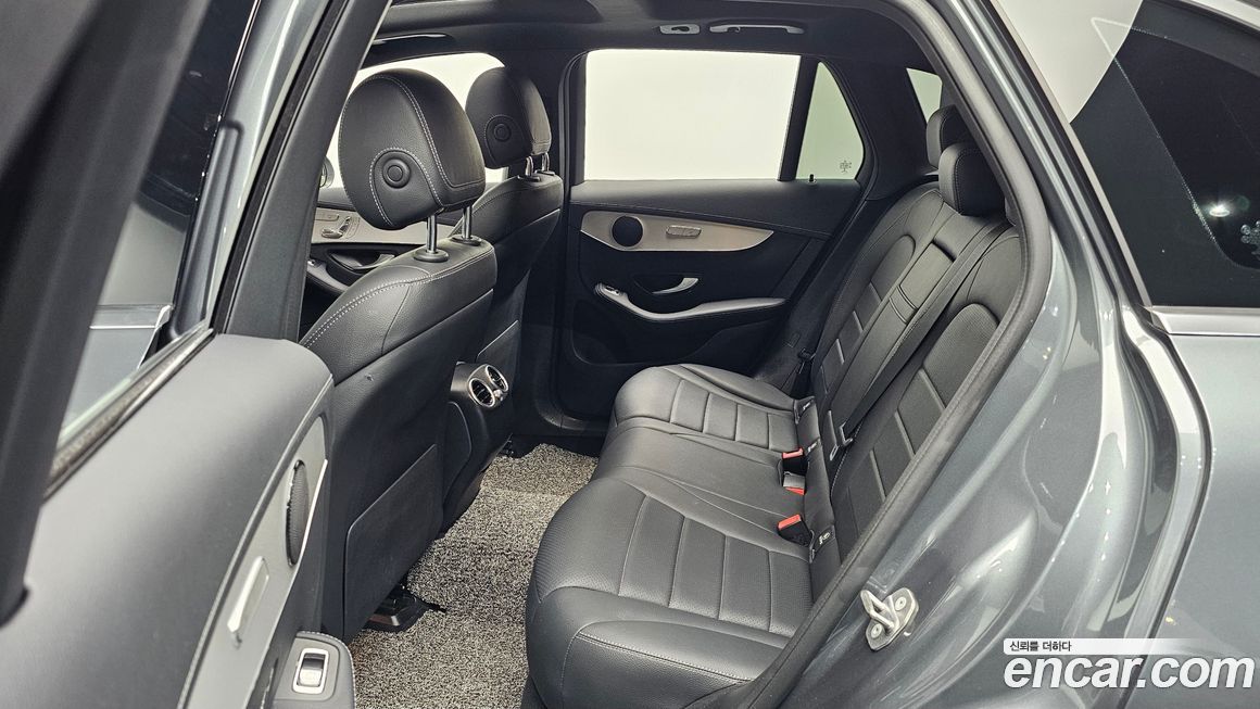 Mercedes-Benz GLC-Class 2020