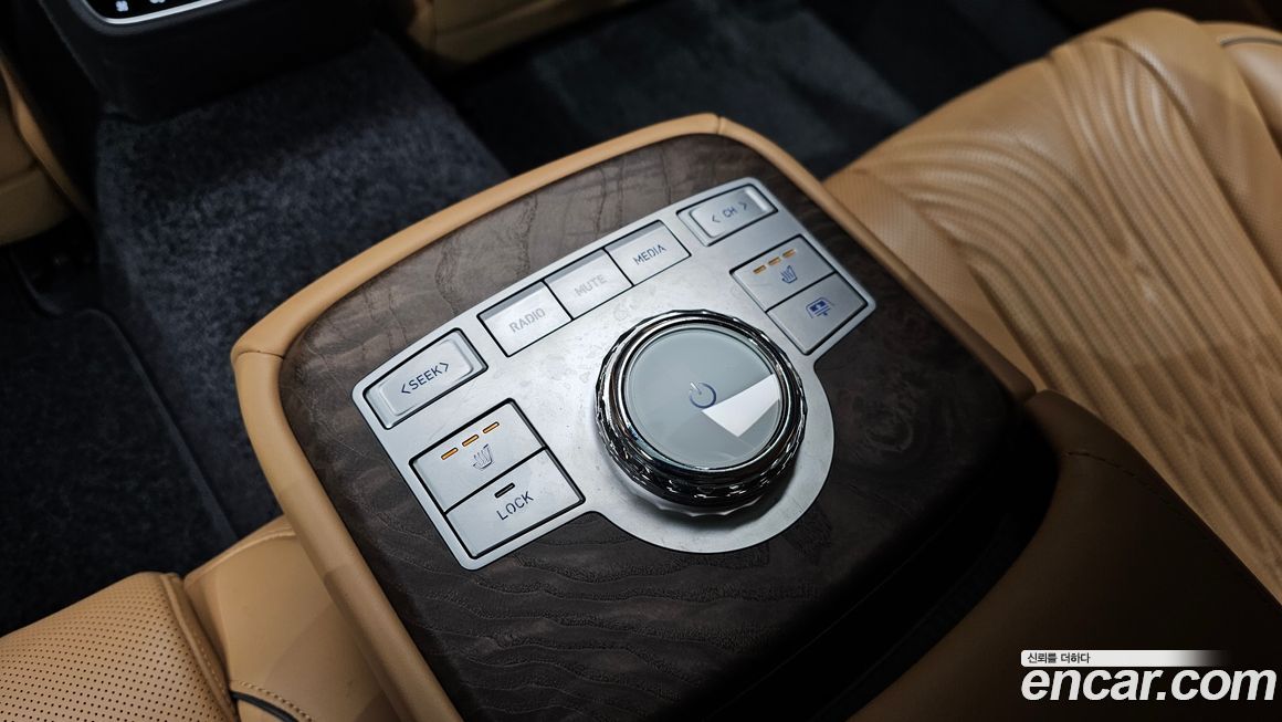 Genesis G80 2023