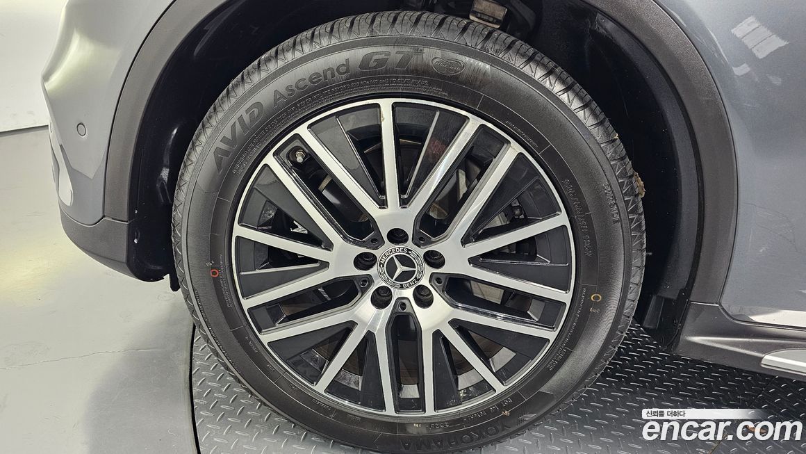 Mercedes-Benz GLC-Class 2020