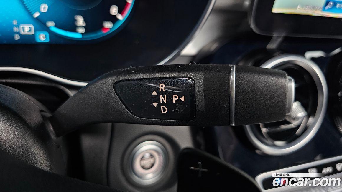 Mercedes-Benz GLC-Class 2020