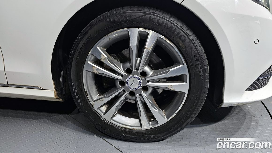 Mercedes-Benz E-Class 2014