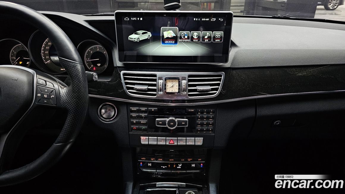 Mercedes-Benz E-Class 2014