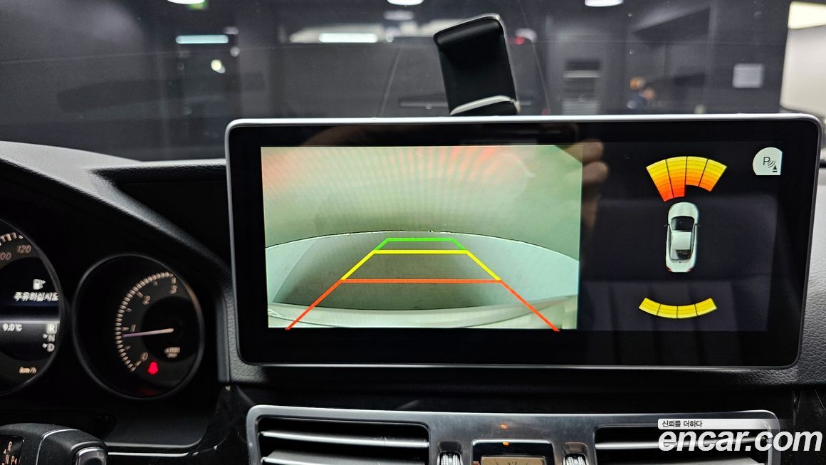 Mercedes-Benz E-Class 2014