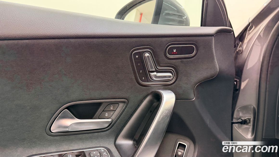 Mercedes-Benz A-Class 2024