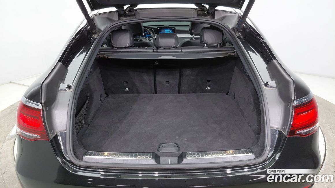 Mercedes-Benz GLC-Class 2020