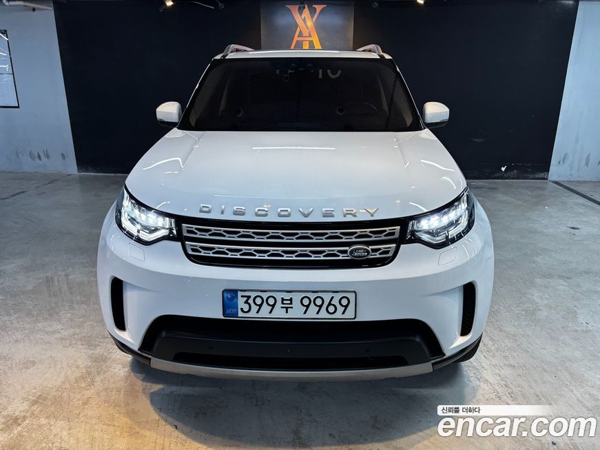 Land Rover Discovery 2020